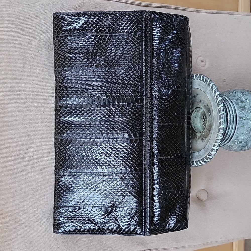 Vintage 80's genuine Snakeskin clutch